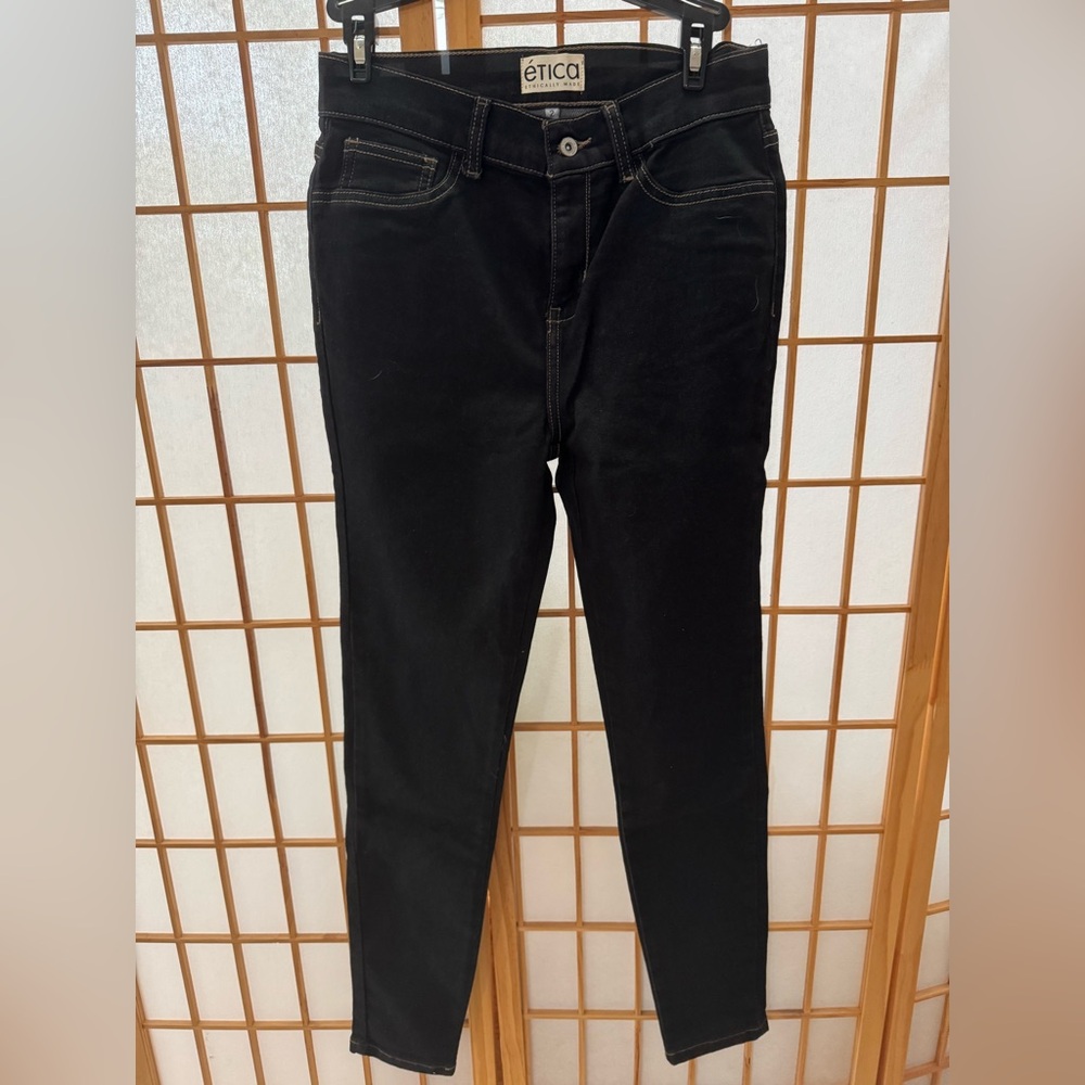 NWT Etica Black Straight Leg Jeans Size 2